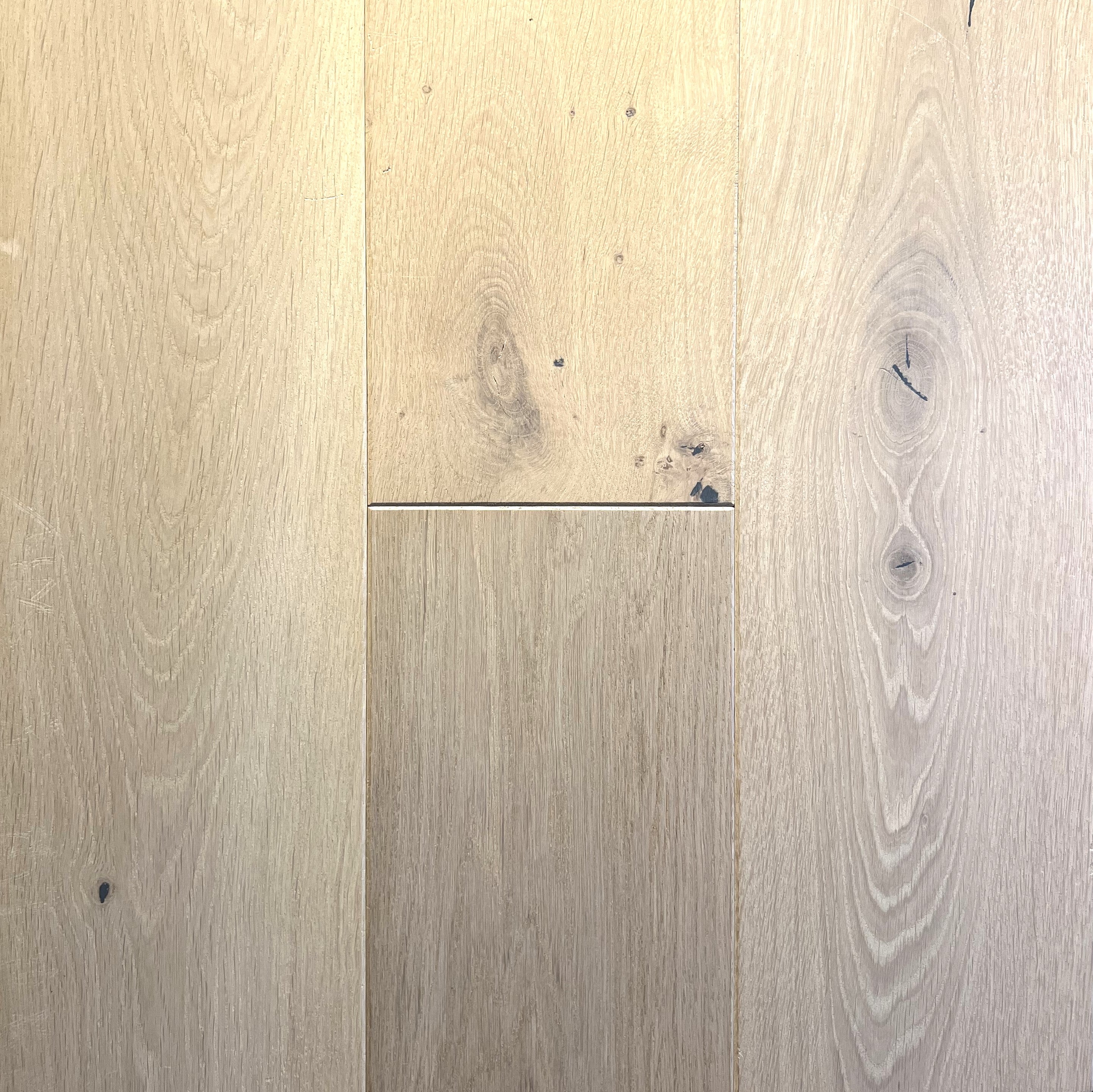LANDSCAPE: Provence White Oak Engineered Hardwood Plank (8"X<86.6"X¾" | Wire Brush)