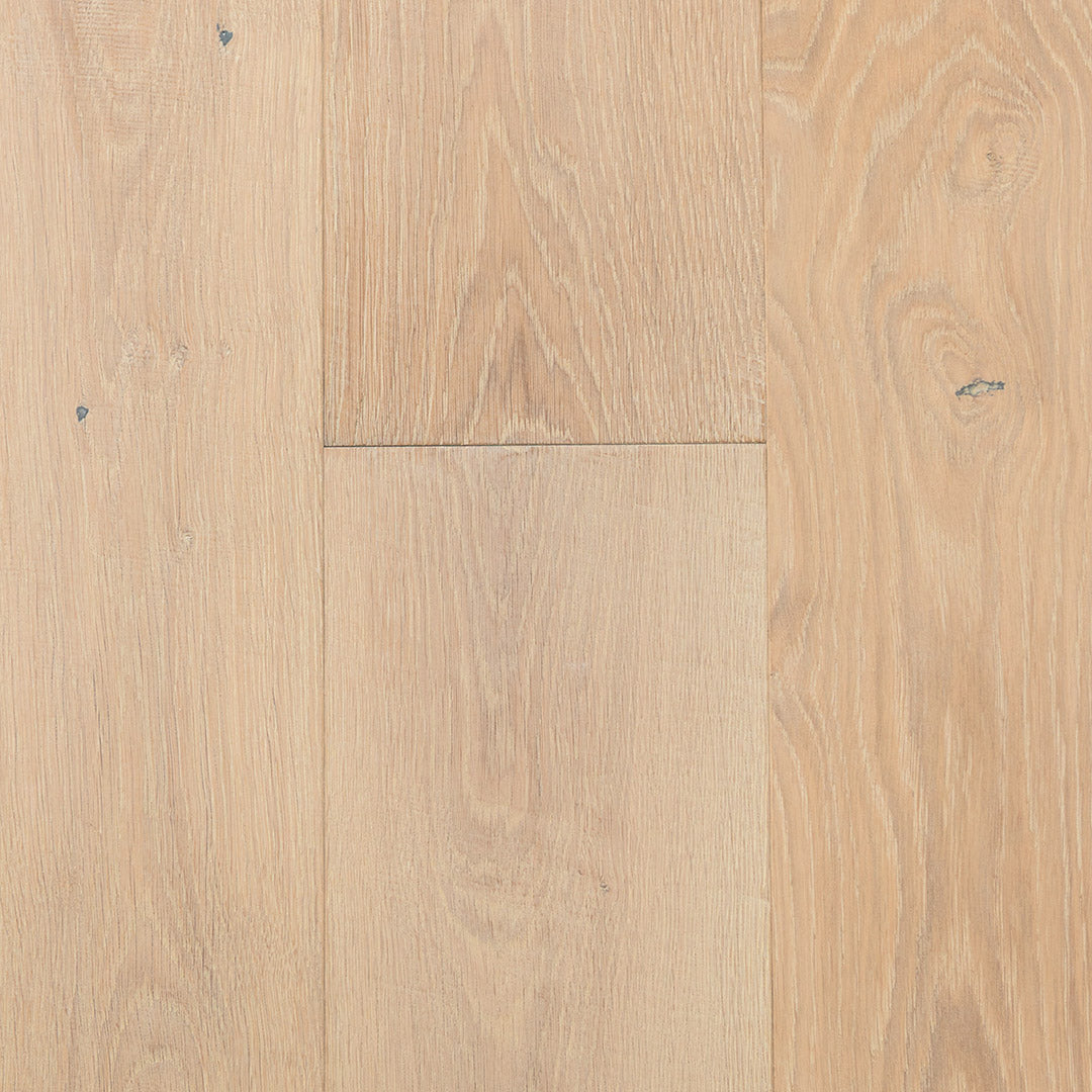 HERMITAGE: Montmartre White Oak Engineered Hardwood Plank (7½"X24"-76"X⅝" | Wire Brush)