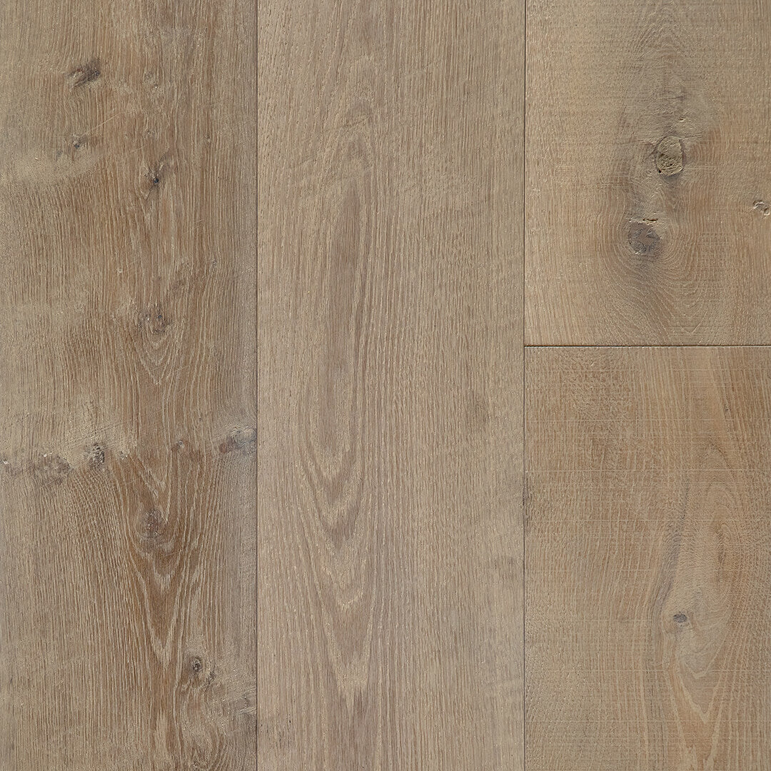 HERMITAGE: Tours White Oak Engineered Hardwood Plank (9"X24"-84"X⅝" | Wire Brush)