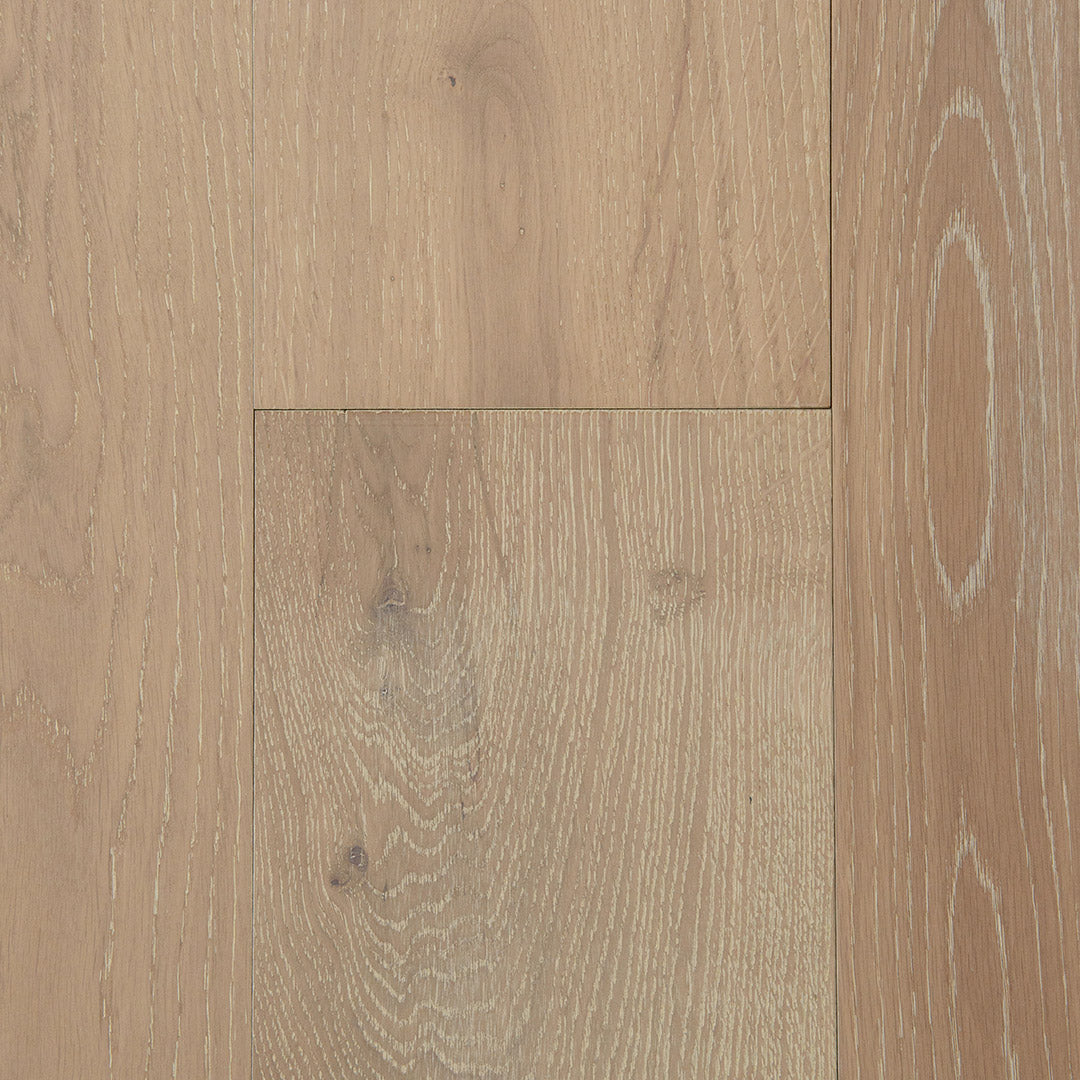 HERMITAGE: Cognac White Oak Engineered Hardwood Plank (9"X24"-84"X⅝" | Wire Brush)