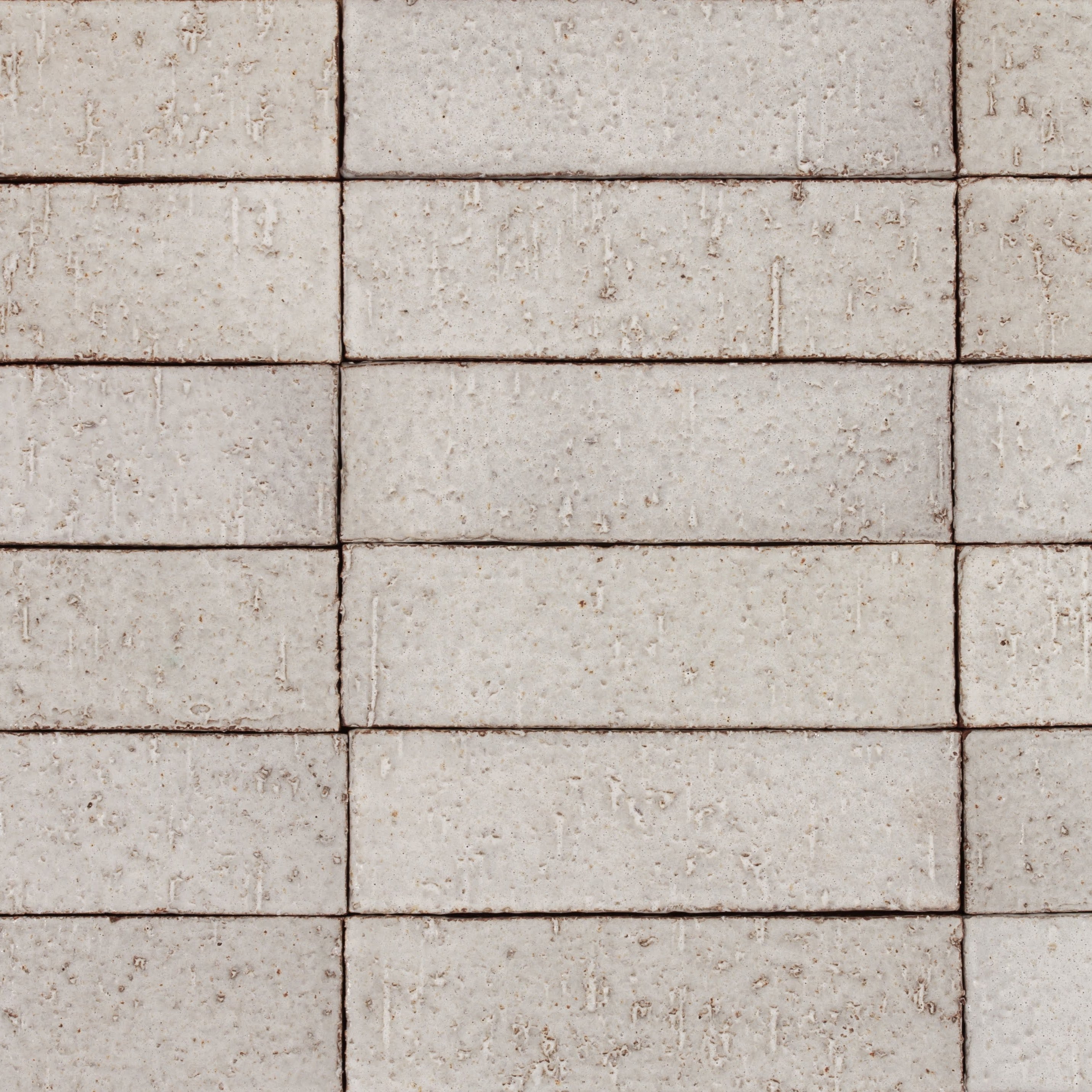 Arto Glazed Brick: Sierra Snow  (Flat 2¼"x7⅝"x⅝")
