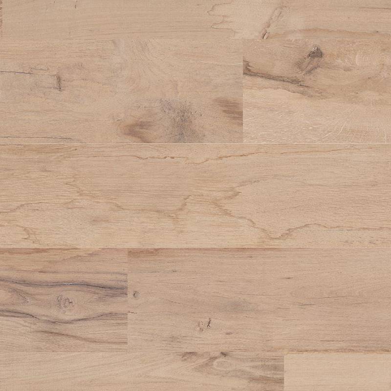 A close-up image of a light beige porcelain tile that imitates the appearance of wooden planks, showcasing details such as wood grain, knots, and variations in shades and textures. |