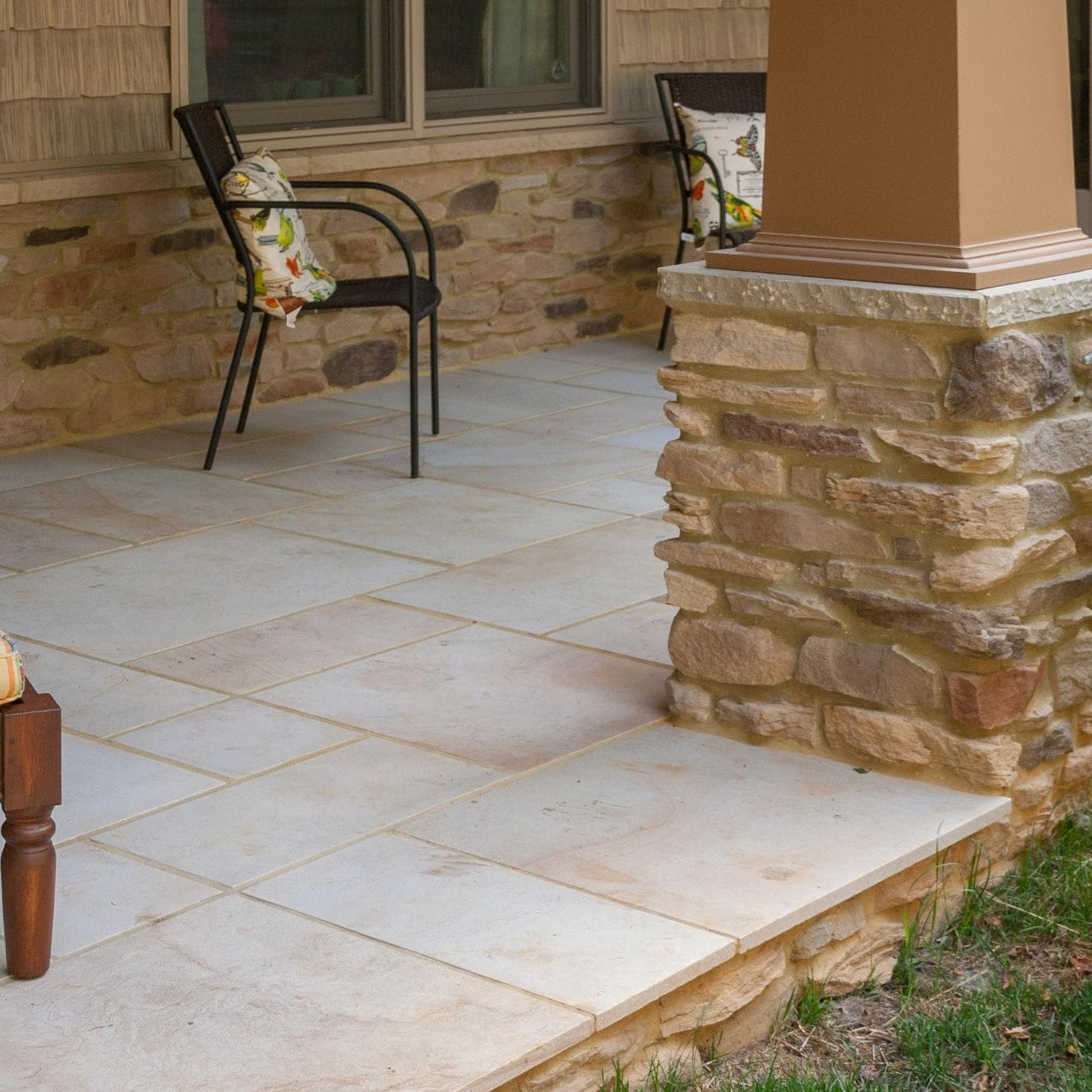 Exquisite pieces from the Signature Flagstone Collection, displaying luxurious textures and rich colors, perfect for sophisticated paving and architectural designs.