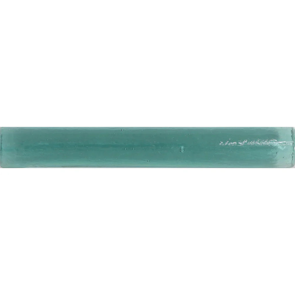 Sophisticated large-format Mama Liners for bold interior design and durable elegance.