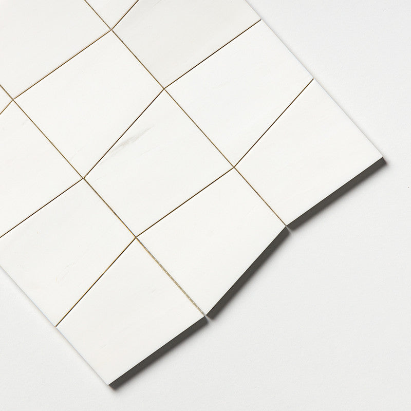 SNOW WHITE : Tapered Trapezoid Mosaic (honed&polished | 12"x12"x1/2" | straight cut)