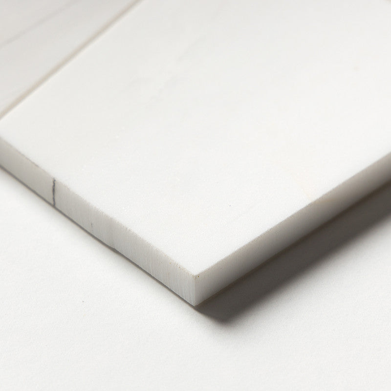 SNOW WHITE : Tapered Trapezoid Mosaic (honed&polished | 12"x12"x1/2" | straight cut)