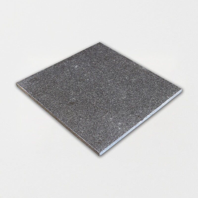 ABSOLUTE BLACK EXTRA: Granite Square Field Tile (flamed | 12"x12"x3/8" | beveled)