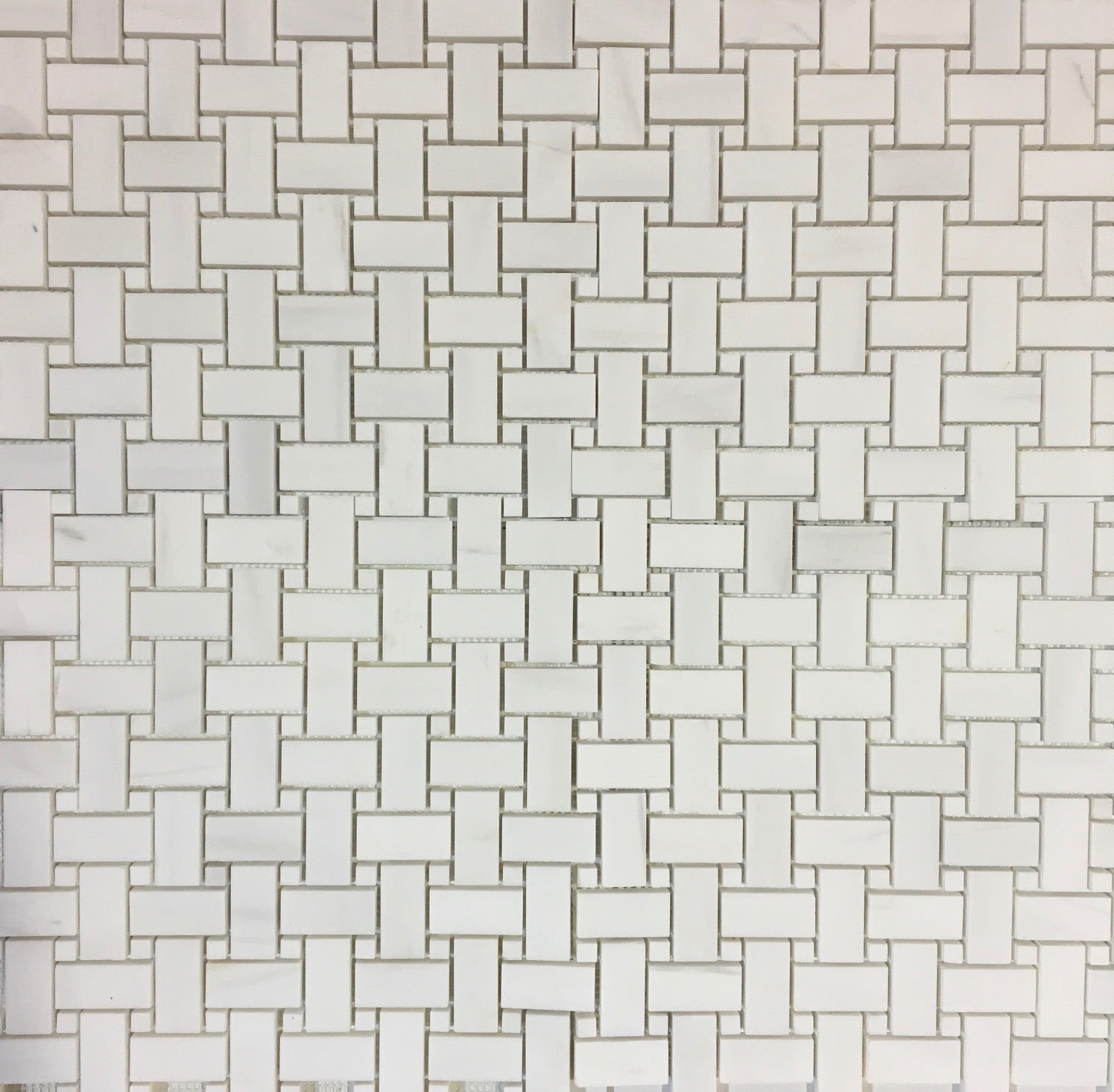 BIANCO VENATO: Dolomite Basketweave Mosaic (12"x12"x3/8" | honed)