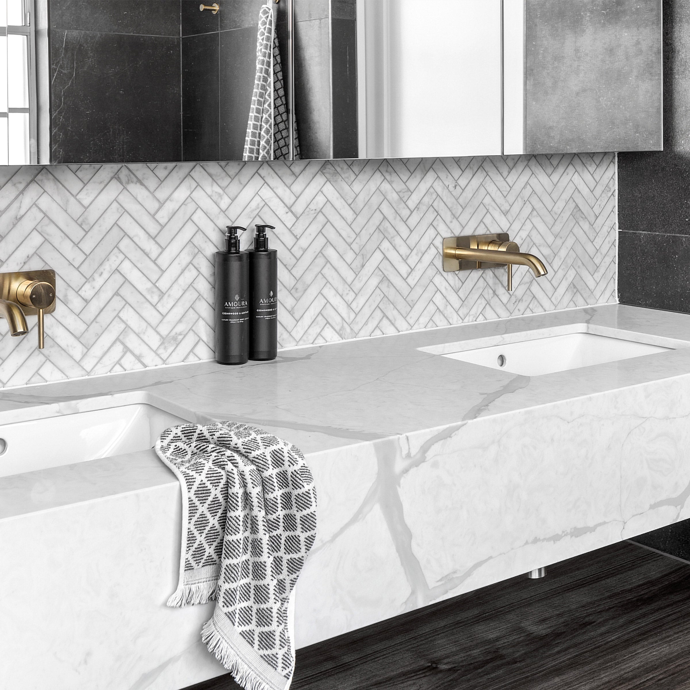 WHITE CARRARA: Marble 1"x3" Herringbone Mosaic (11 1/4"x12 3/4"x3/8" | Polished)