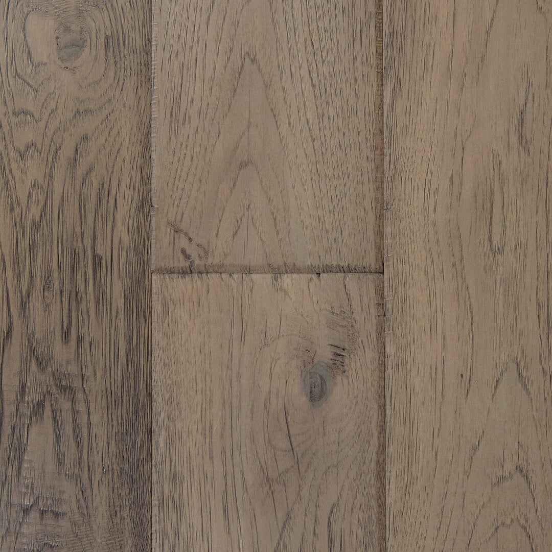 HERMITAGE: Toulouse White Oak Engineered Hardwood Plank (7½"X24"-76"X⅝" | Wire Brush)