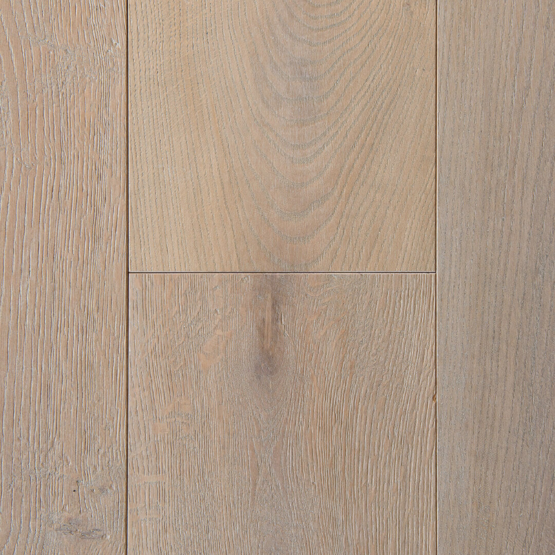 HERMITAGE: Strasbourg White Oak Engineered Hardwood Plank (9"X24"-84"X⅝" | Wire Brush)