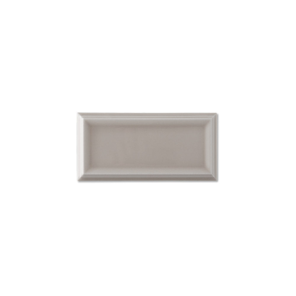 adex ceramic tile for indoor wall and or floor studio silver sands tile field glossy translucent mono embossed framed rectangle 2_8x5_8 distributed by surface group international