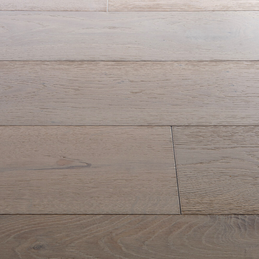OPUS: Verona White Oak Engineered Hardwood Plank (7½"X<76"X⅝" | Wire Brush)