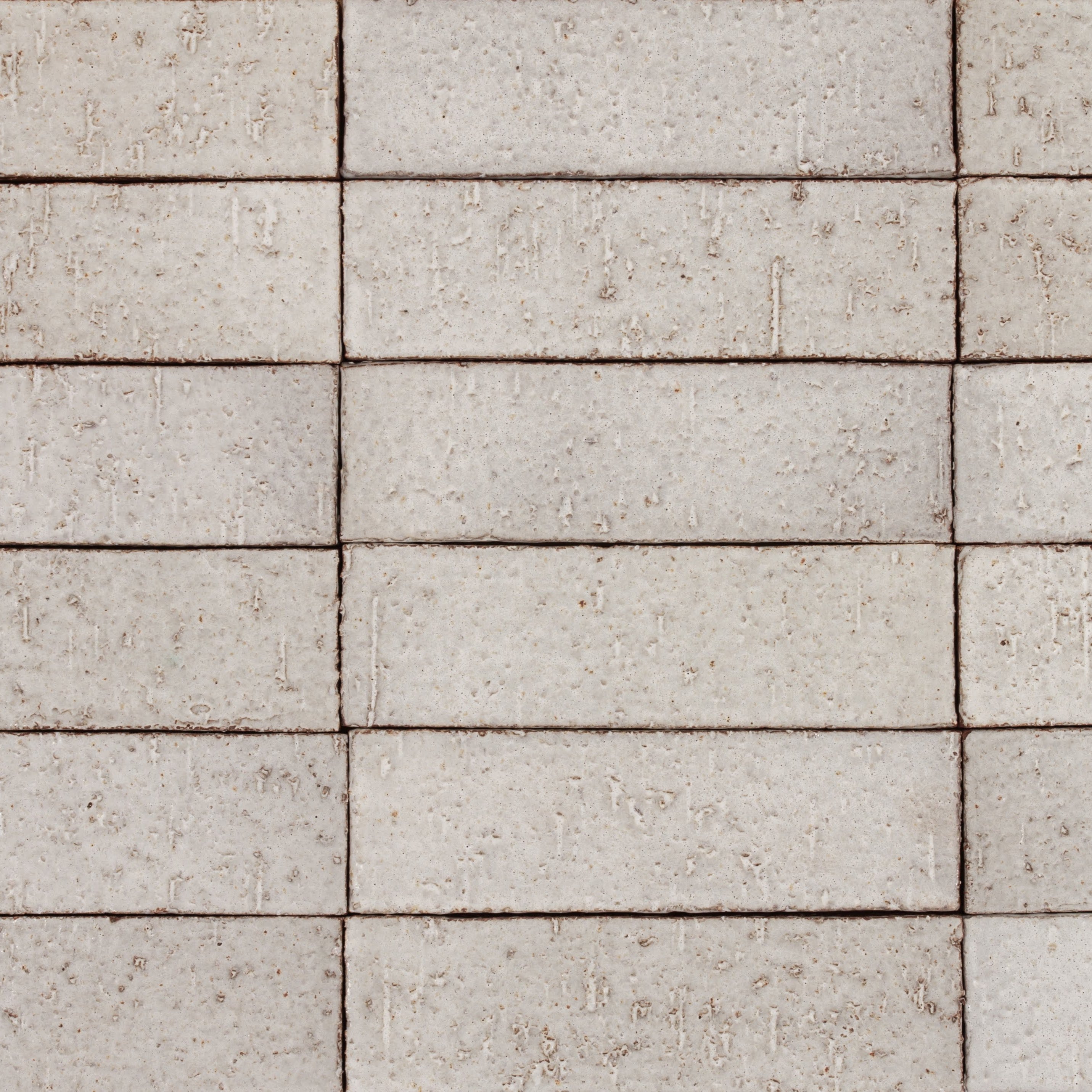 Arto Glazed Brick: Sierra Snow  (Flat 2¼"x7⅝"x⅝")