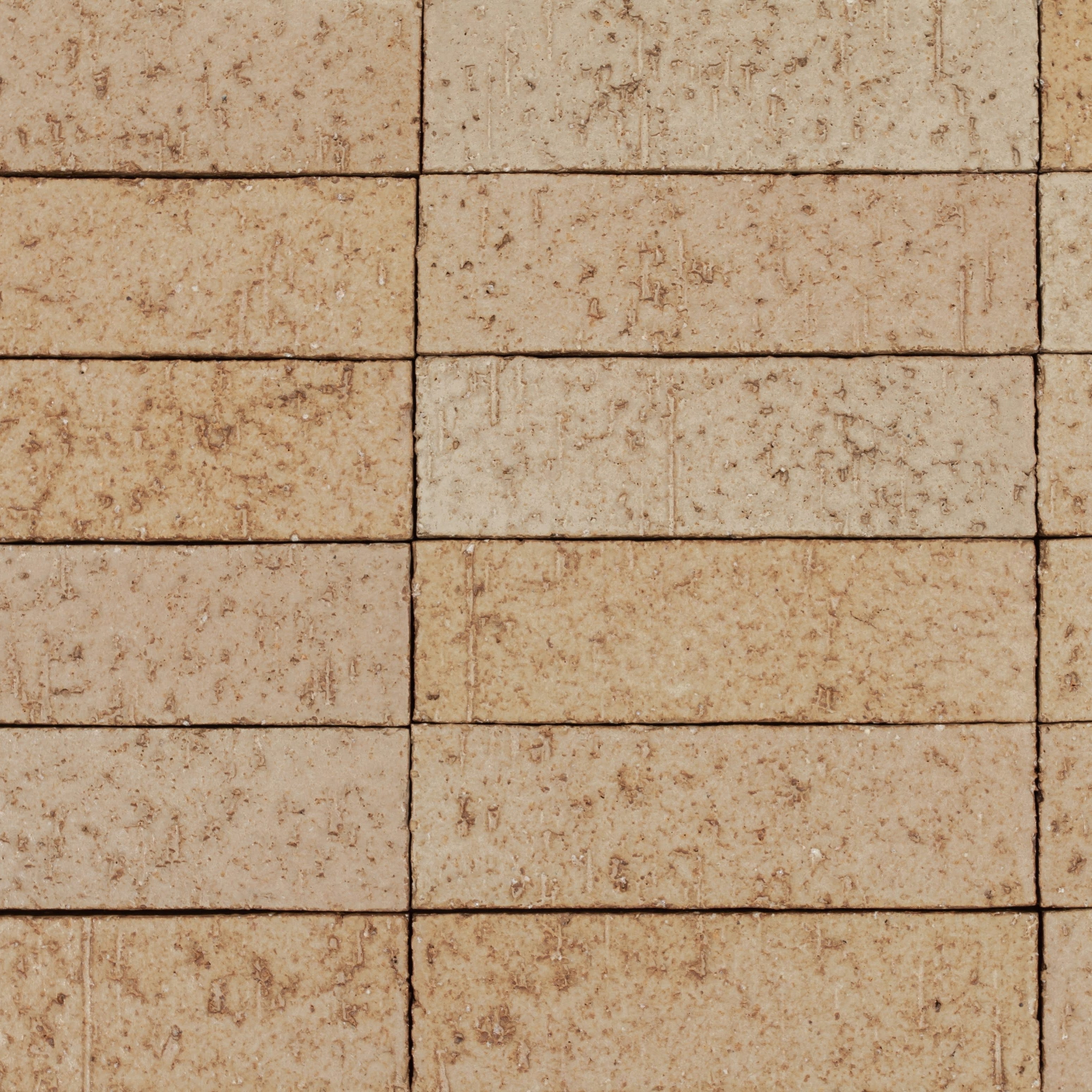 Arto Glazed Brick: Yellowstone  (Flat 2¼"x7⅝"x⅝")